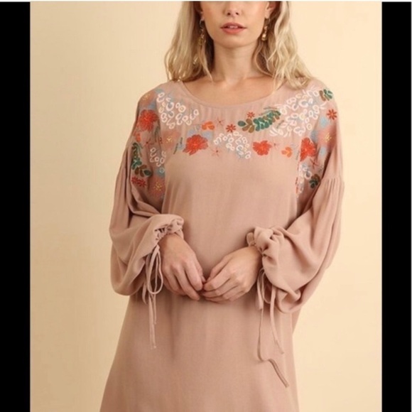 Umgee Dresses & Skirts - Umgee Blush Embroidered Dress